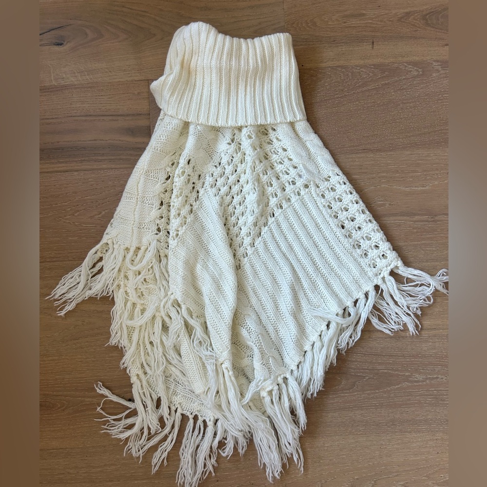 Tularosa Poncho XS-S - Picture 3 of 4